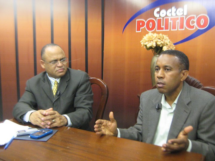 El ingeniero Juan Francisco Caraballo en Coctel Politico